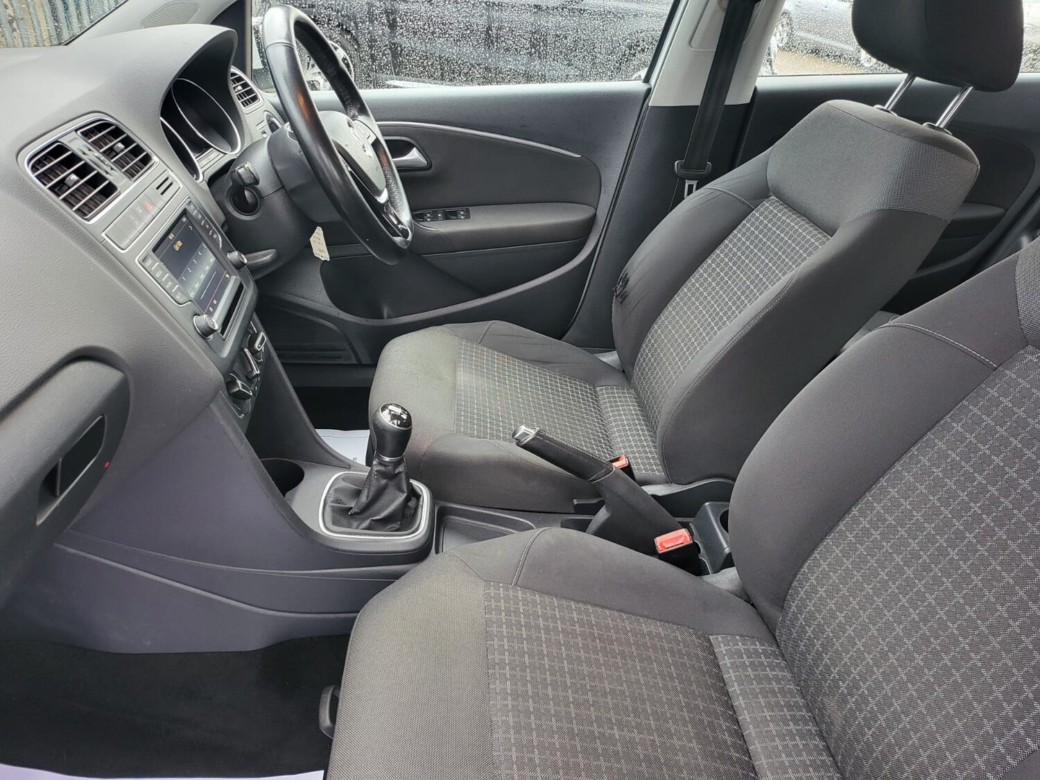 Used Volkswagen Polo 2015 for sale - 77297354: Photo 14