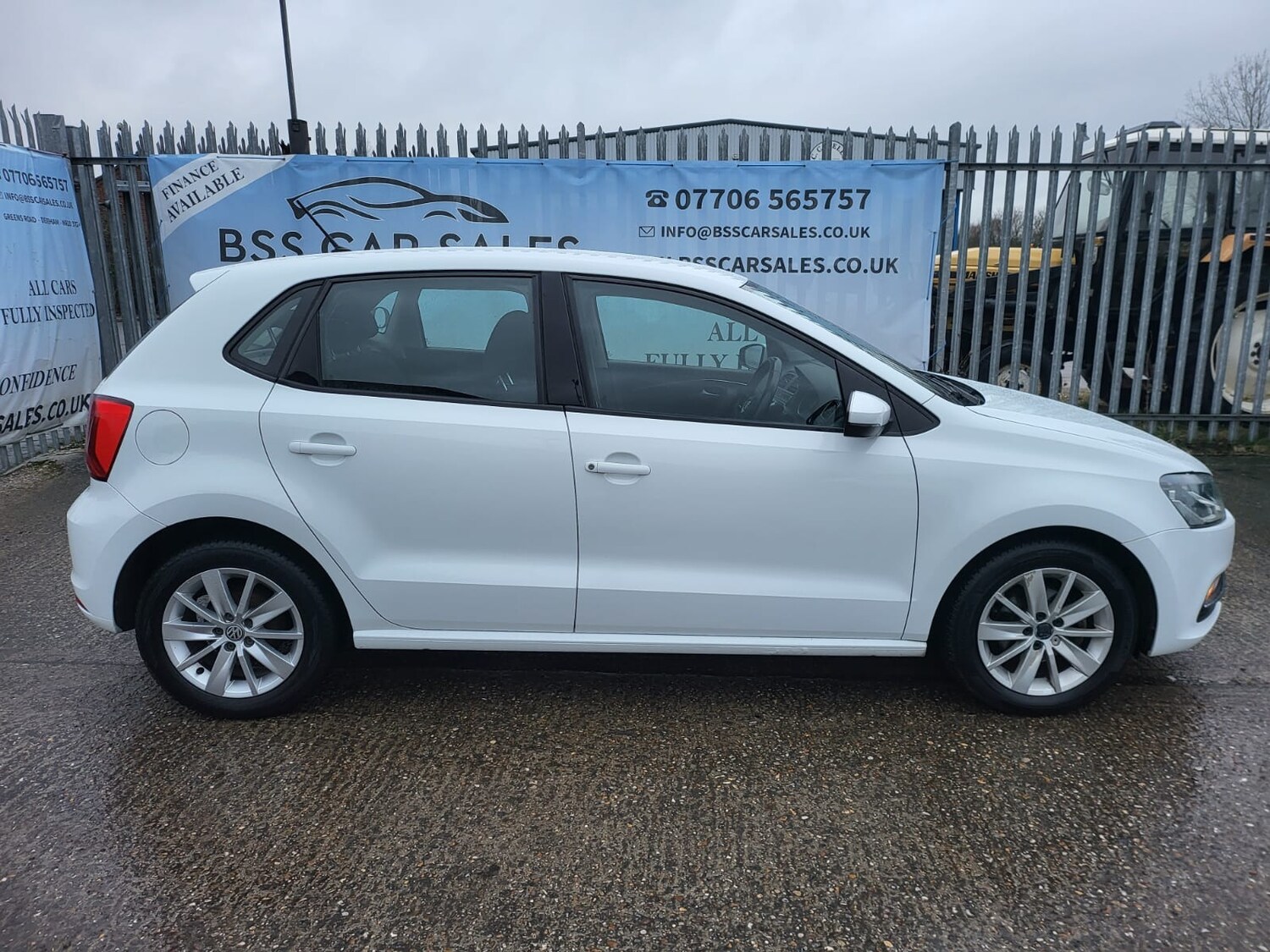 Used Volkswagen Polo 2015 for sale - 77297354: Photo 22