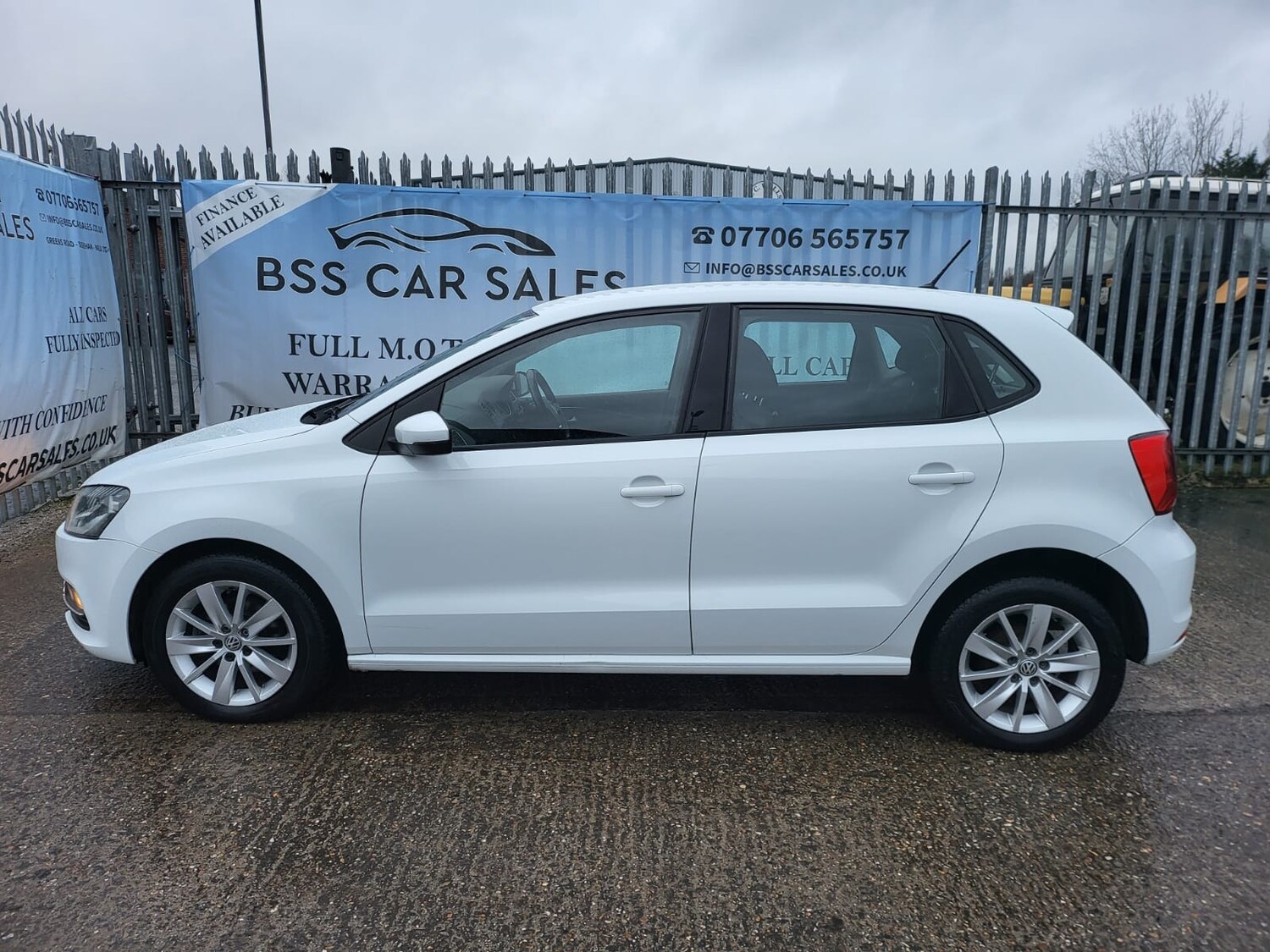 Used Volkswagen Polo 2015 for sale - 77297354: Photo 23