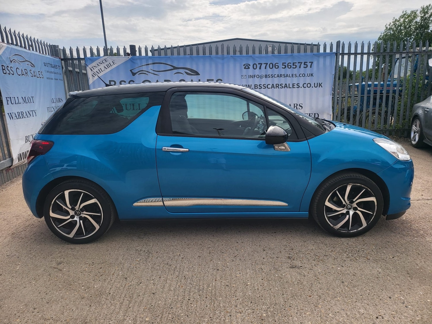 Used Citroen DS3 2014 for sale - 76531105: Photo 20