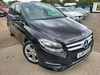 Used Mercedes-Benz B Class 2017 for sale - 76490385: Photo