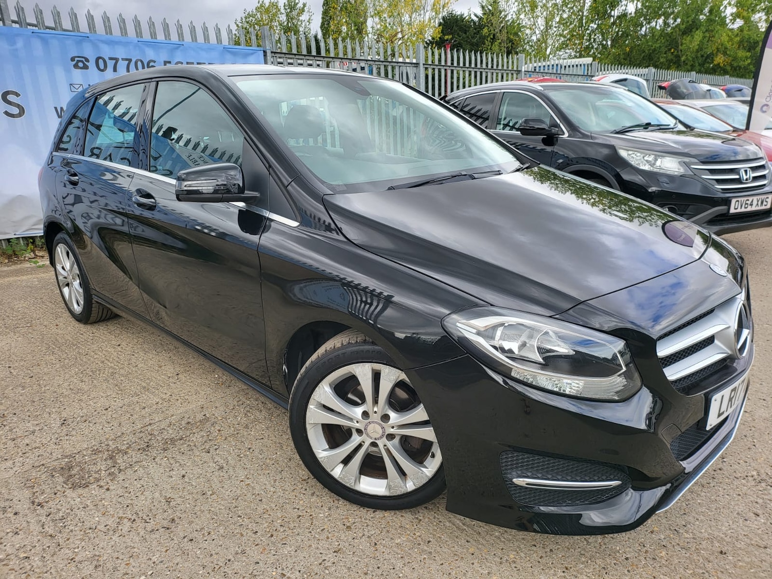 Used Mercedes-Benz B Class 2017 for sale - 76490385: Photo 28