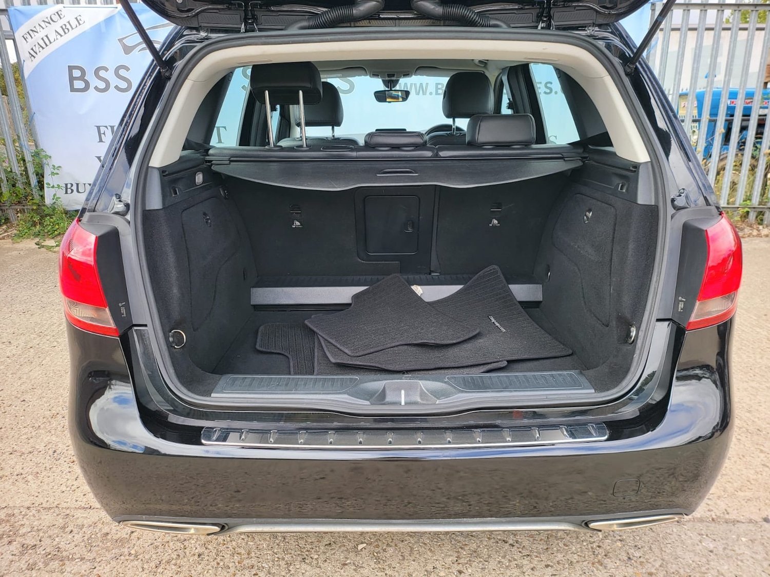 Used Mercedes-Benz B Class 2017 for sale - 76908300: Photo 10