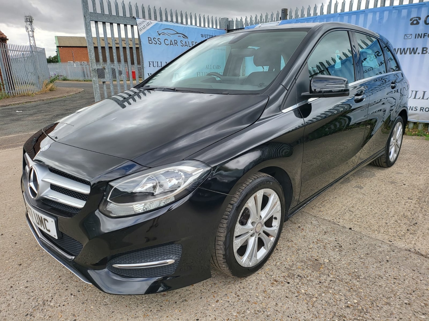 Used Mercedes-Benz B Class 2017 for sale - 76908300: Photo 21