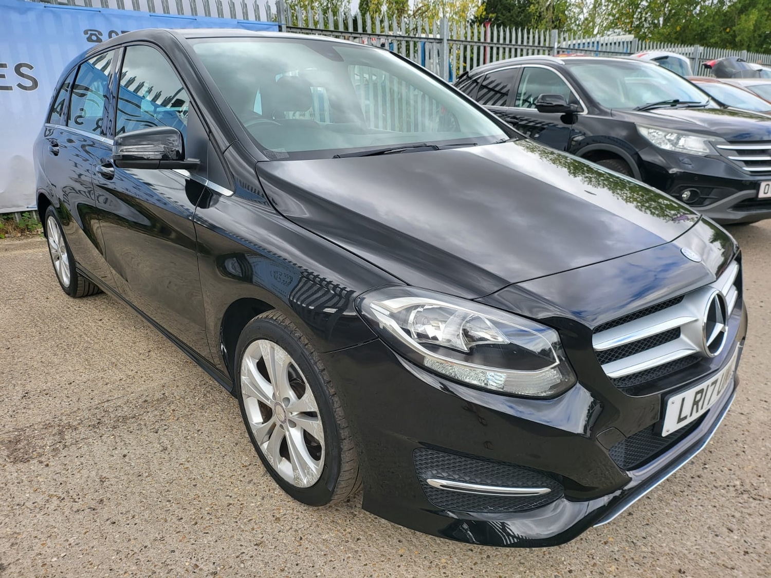 Used Mercedes-Benz B Class 2017 for sale - 76908300: Photo 28