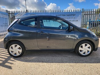 Used Toyota AYGO 2016 for sale - 77247627: Photo