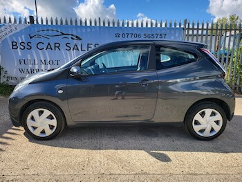 Used Toyota AYGO 2016 for sale - 77247627: Photo