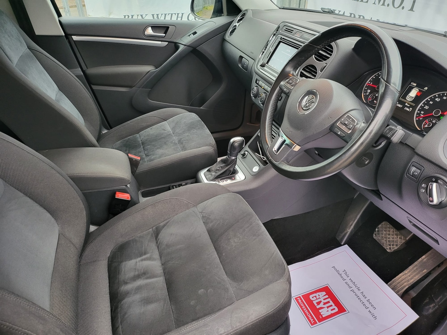 Used Volkswagen Tiguan 2015 for sale - 77775393: Photo 11