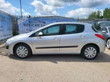 Used Peugeot 308 2013 for sale - 74994187: Photo