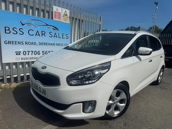 Used Kia Carens 2016 for sale - 78531493: Photo