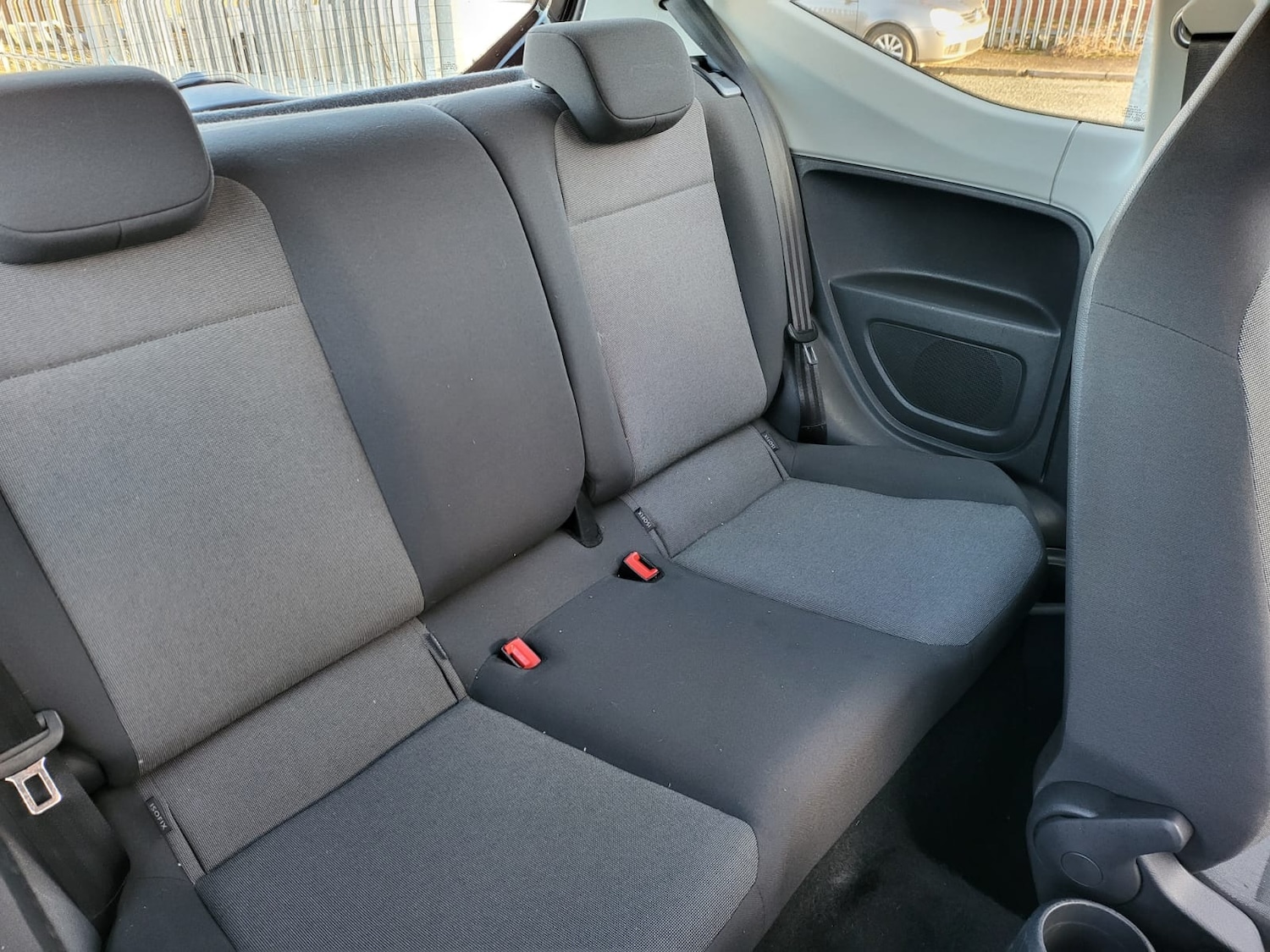 Used Volkswagen up! 2015 for sale - 77796953: Photo 15