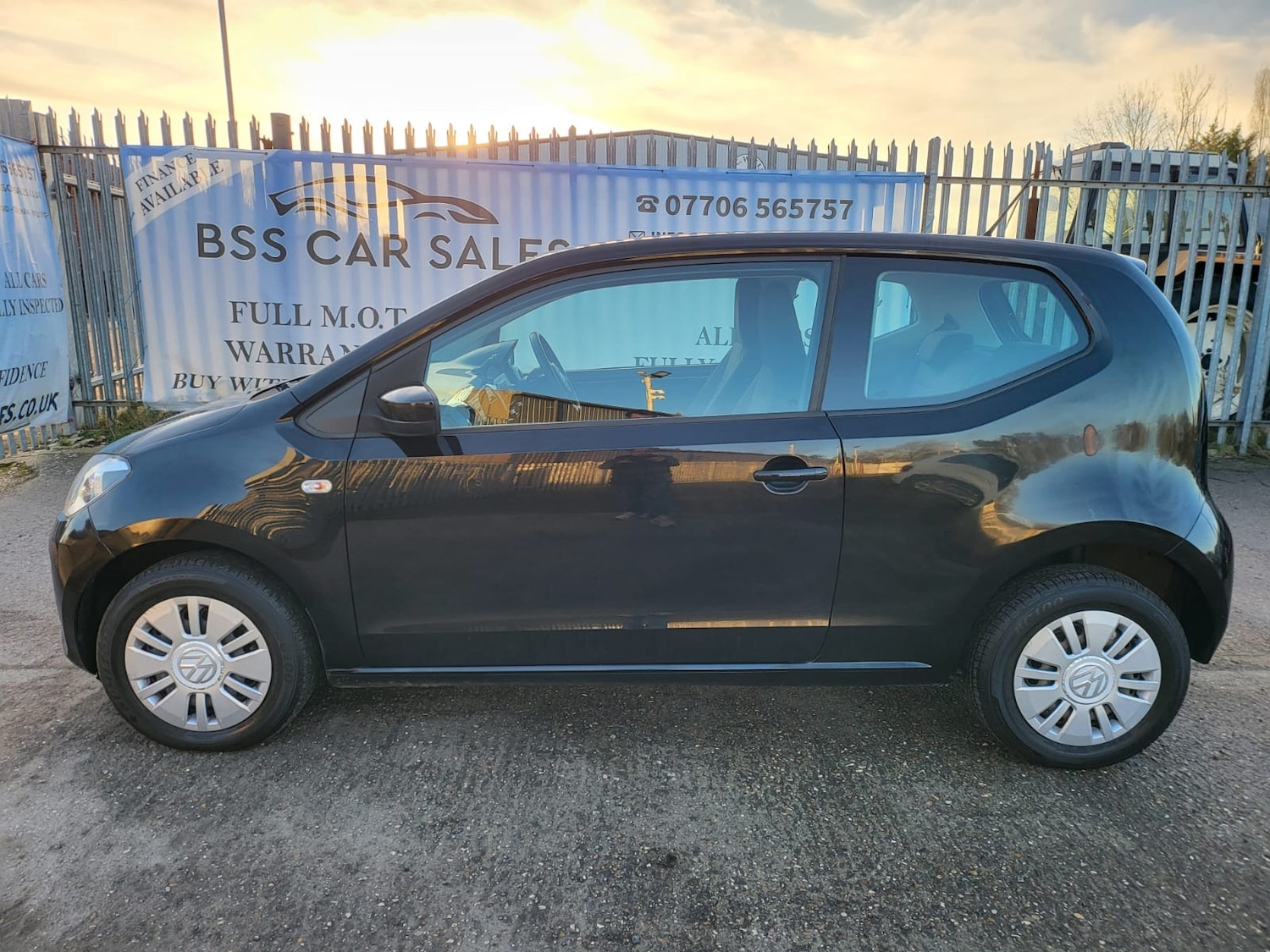 Used Volkswagen up! 2015 for sale - 77796953: Photo 20