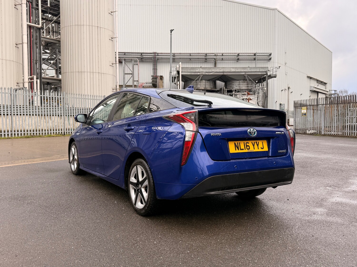 Used Toyota Prius 2016 for sale - 77569804: Photo 11