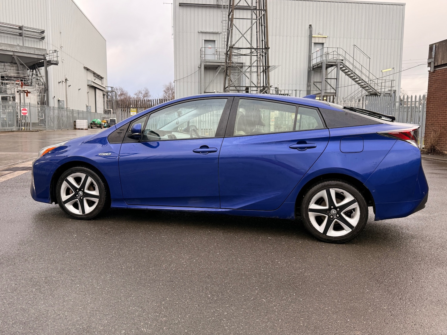 Used Toyota Prius 2016 for sale - 77569804: Photo 13