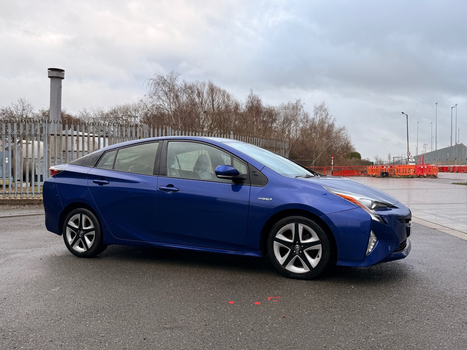 Used Toyota Prius 2016 for sale - 77569804: Photo 2