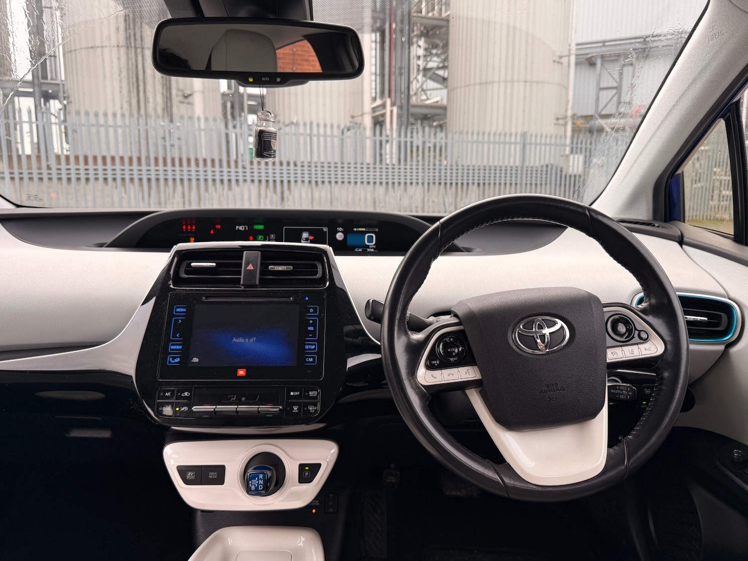 Used Toyota Prius 2016 for sale - 77569804: Photo 30