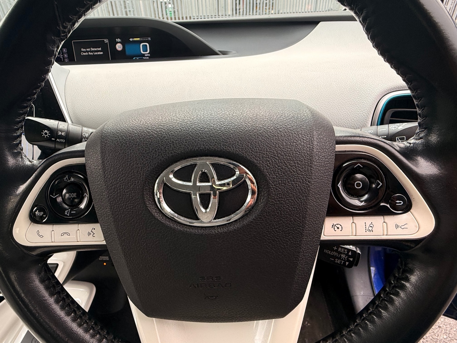 Used Toyota Prius 2016 for sale - 77569804: Photo 38