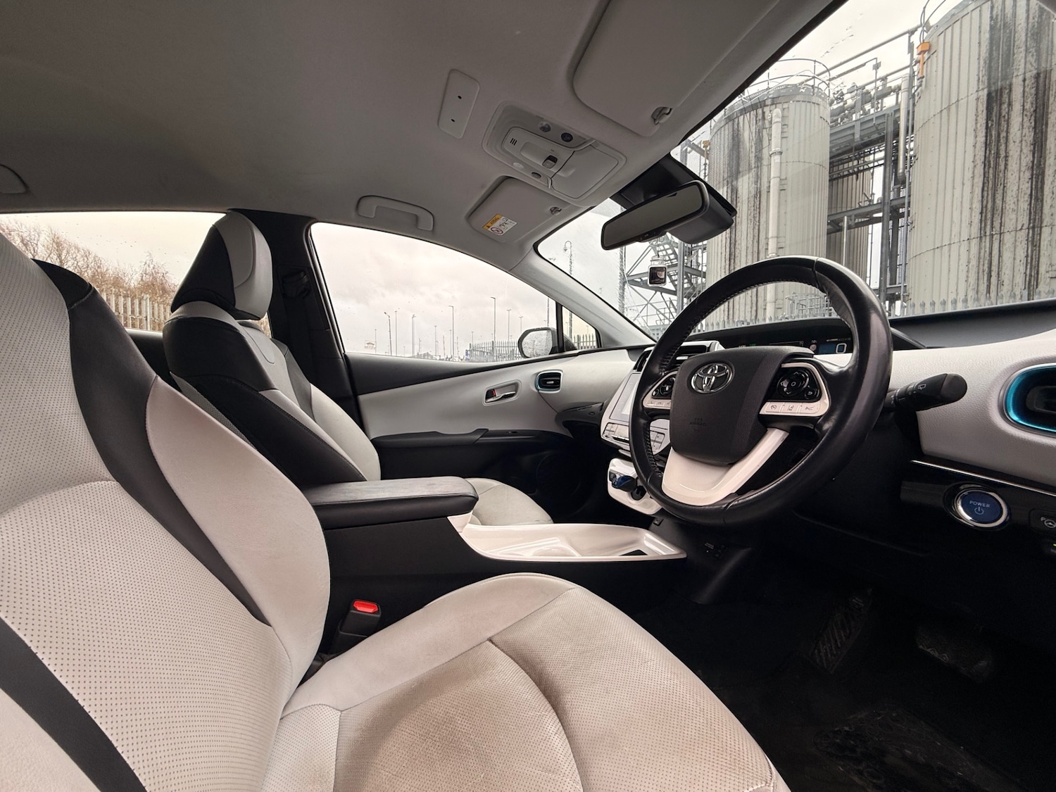 Used Toyota Prius 2016 for sale - 77569804: Photo 42