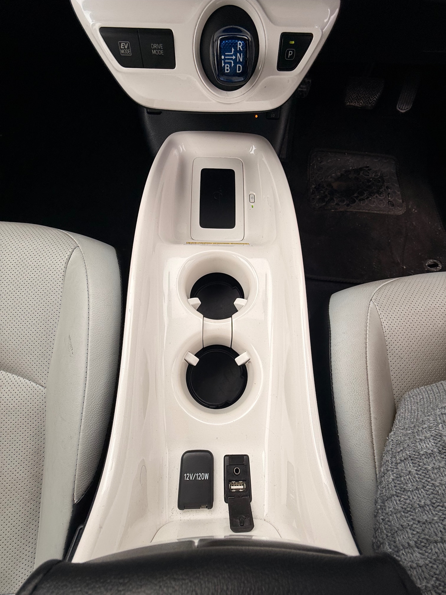 Used Toyota Prius 2016 for sale - 77569804: Photo 43