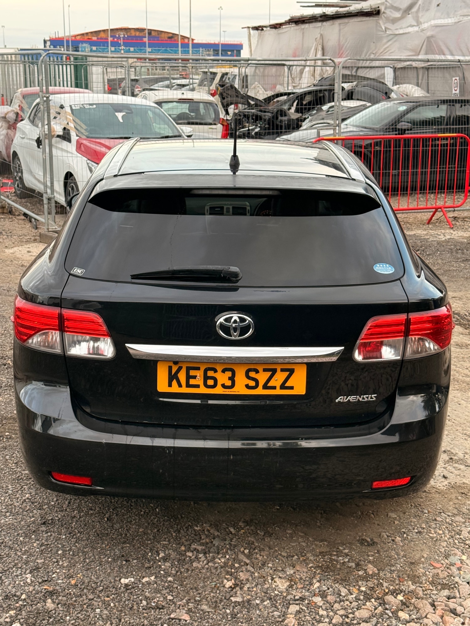 Used Toyota Avensis 2014 for sale - 76196256: Photo 11