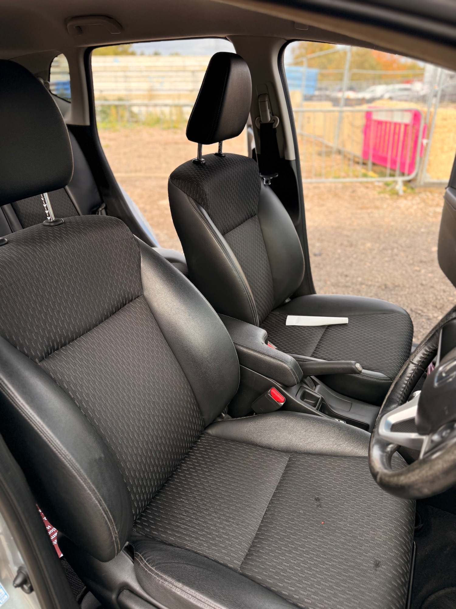 Used Honda Fit 2025 for sale - 76430614: Photo 50