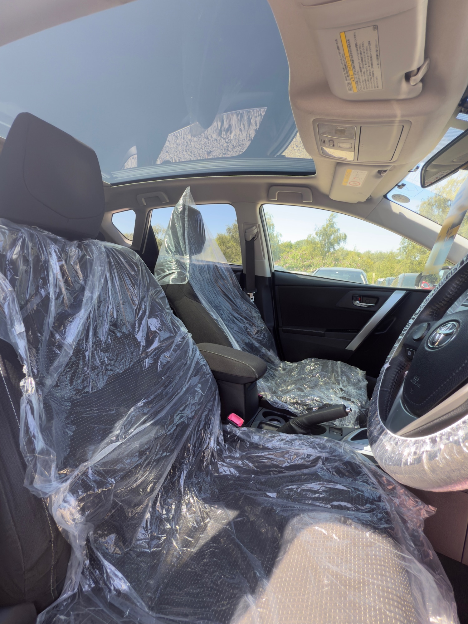 Used Toyota Auris 2014 for sale - 76195977: Photo 38