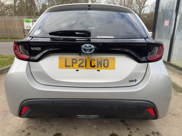 Used Toyota Yaris 2025 for sale - 73992697: Photo 12