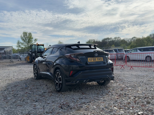 Used Toyota C-HR 2017 for sale - 75115326: Photo 11