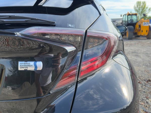 Used Toyota C-HR 2017 for sale - 75115326: Photo 15