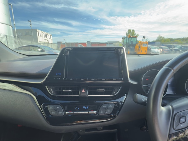 Used Toyota C-HR 2017 for sale - 75115326: Photo 33