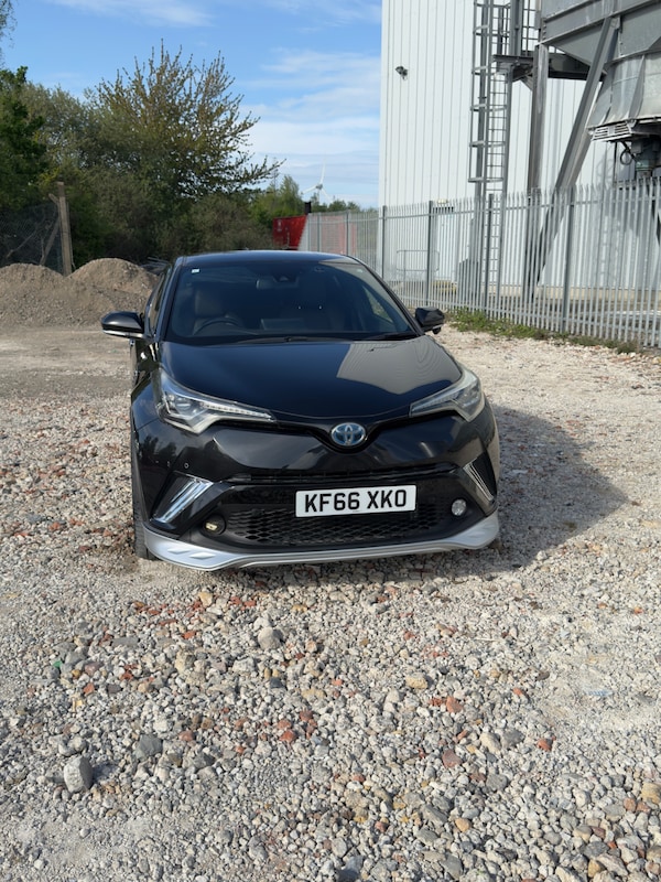 Used Toyota C-HR 2017 for sale - 75115326: Photo 4