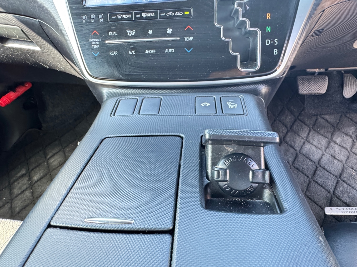 Used Toyota Estima 2025 for sale - 76195884: Photo 44