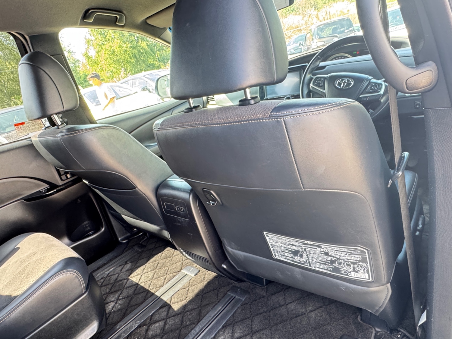 Used Toyota Estima 2025 for sale - 76195884: Photo 48