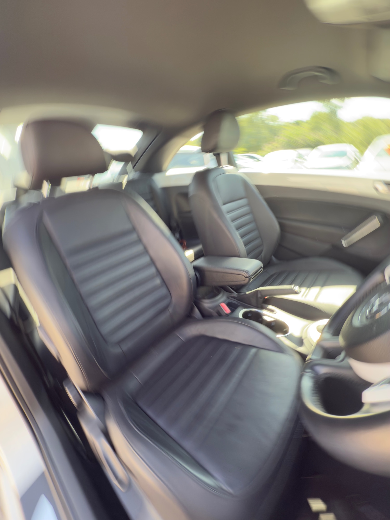 Used Volkswagen Beetle 2012 for sale - 76195921: Photo 21