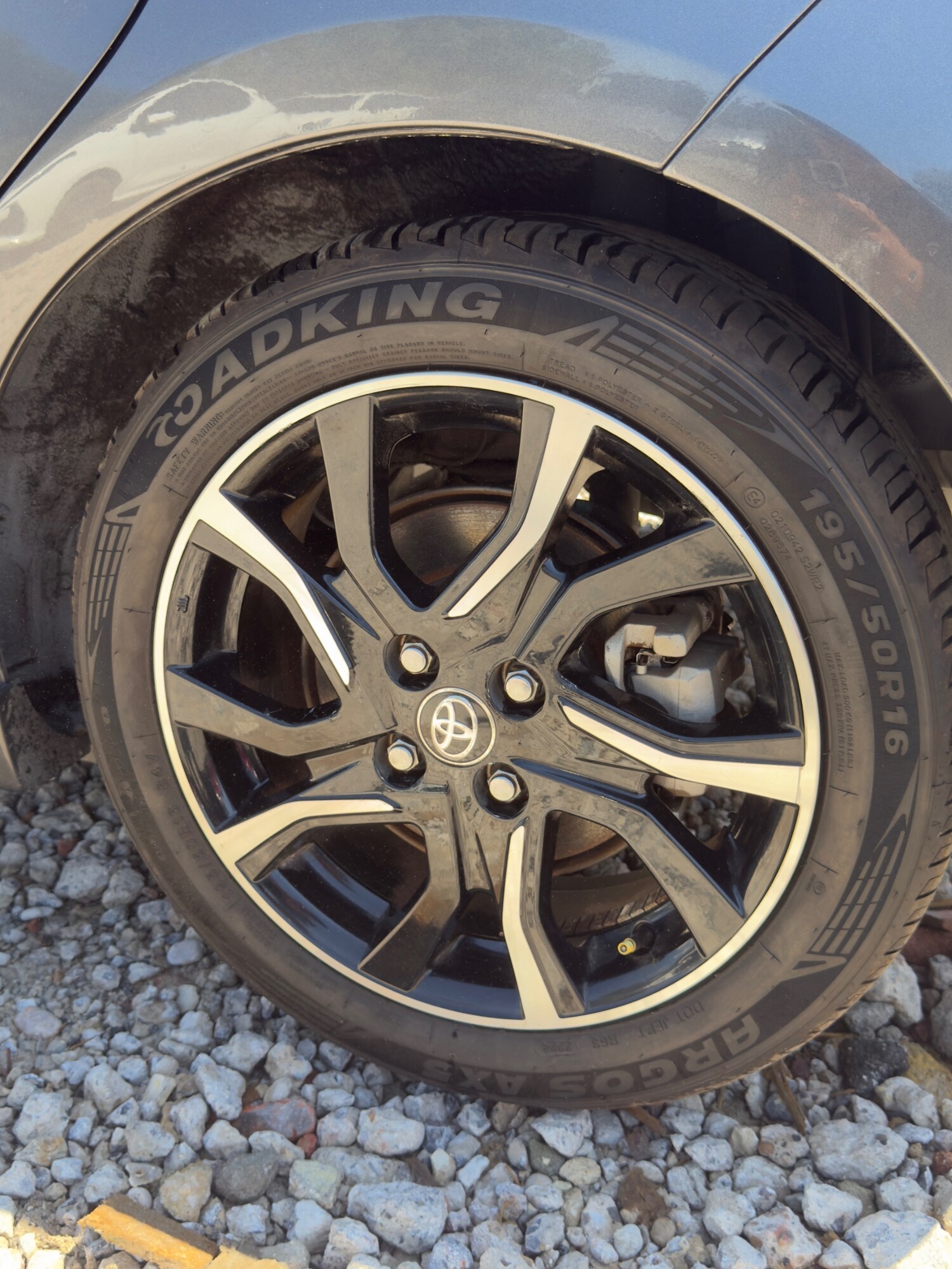 Used Toyota Vitz 2014 for sale - 76196159: Photo 24