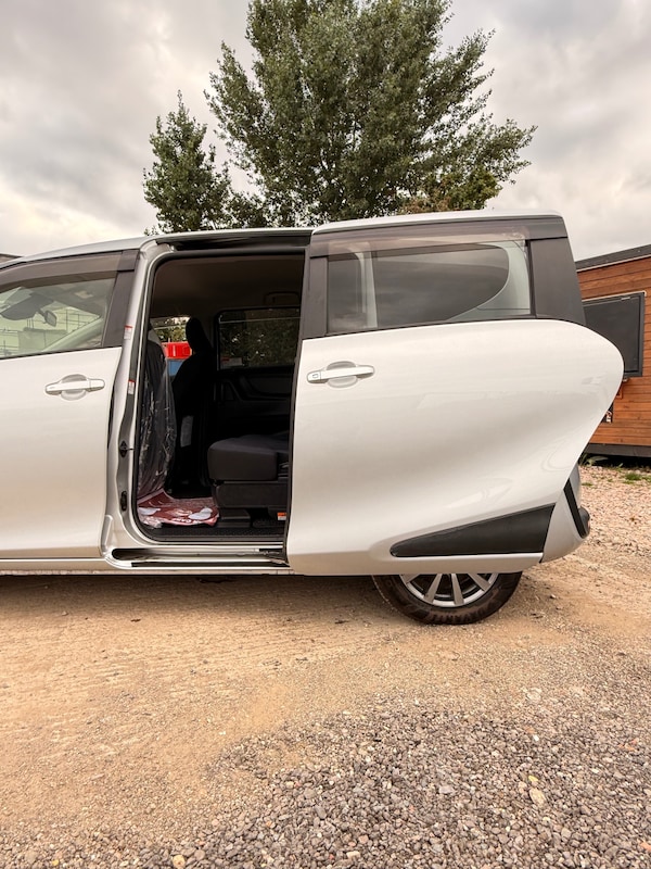 Used Toyota Sienta 2025 for sale - 76195871: Photo 24