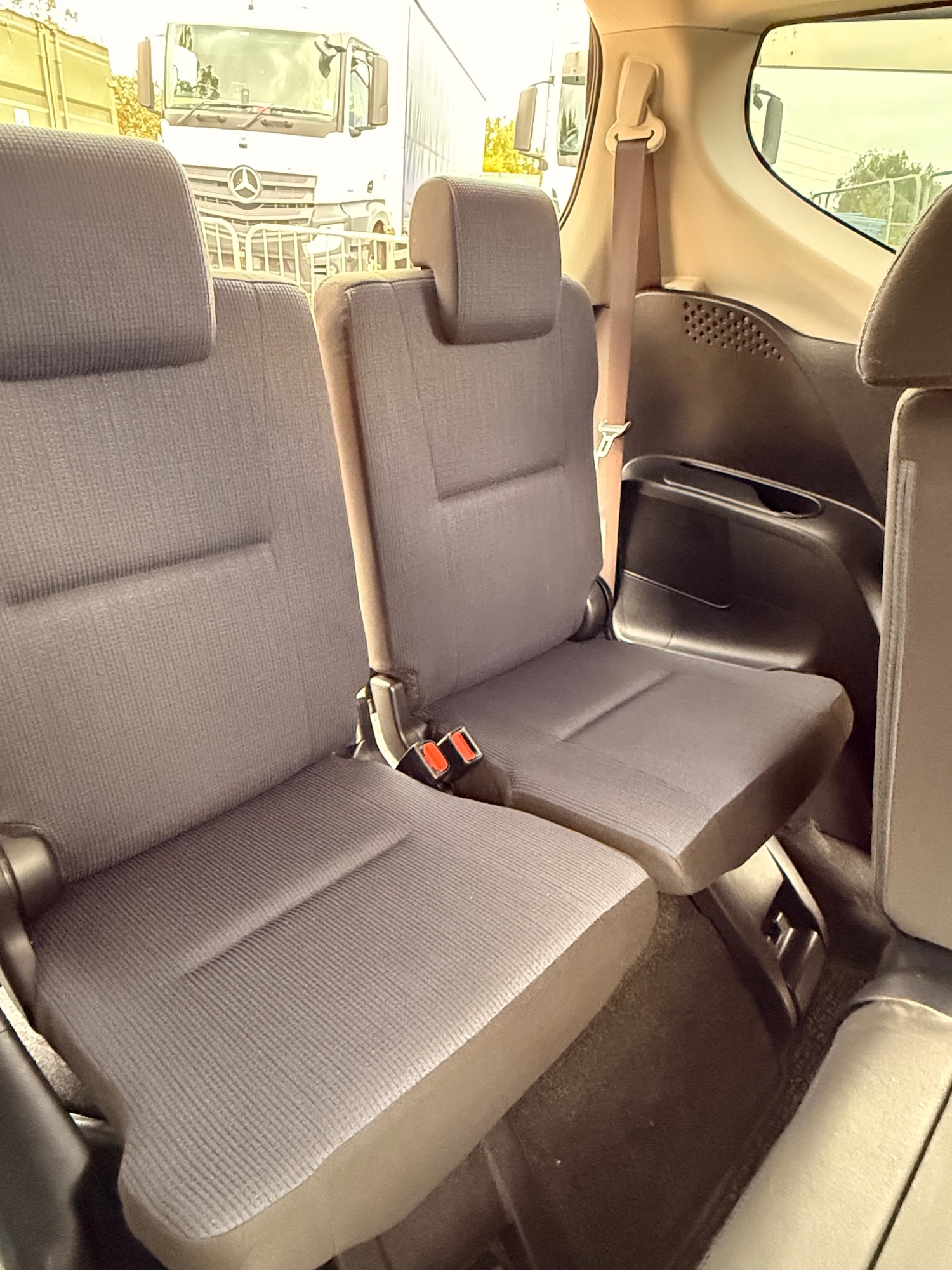 Used Toyota Sienta 2015 for sale - 76195871: Photo 34