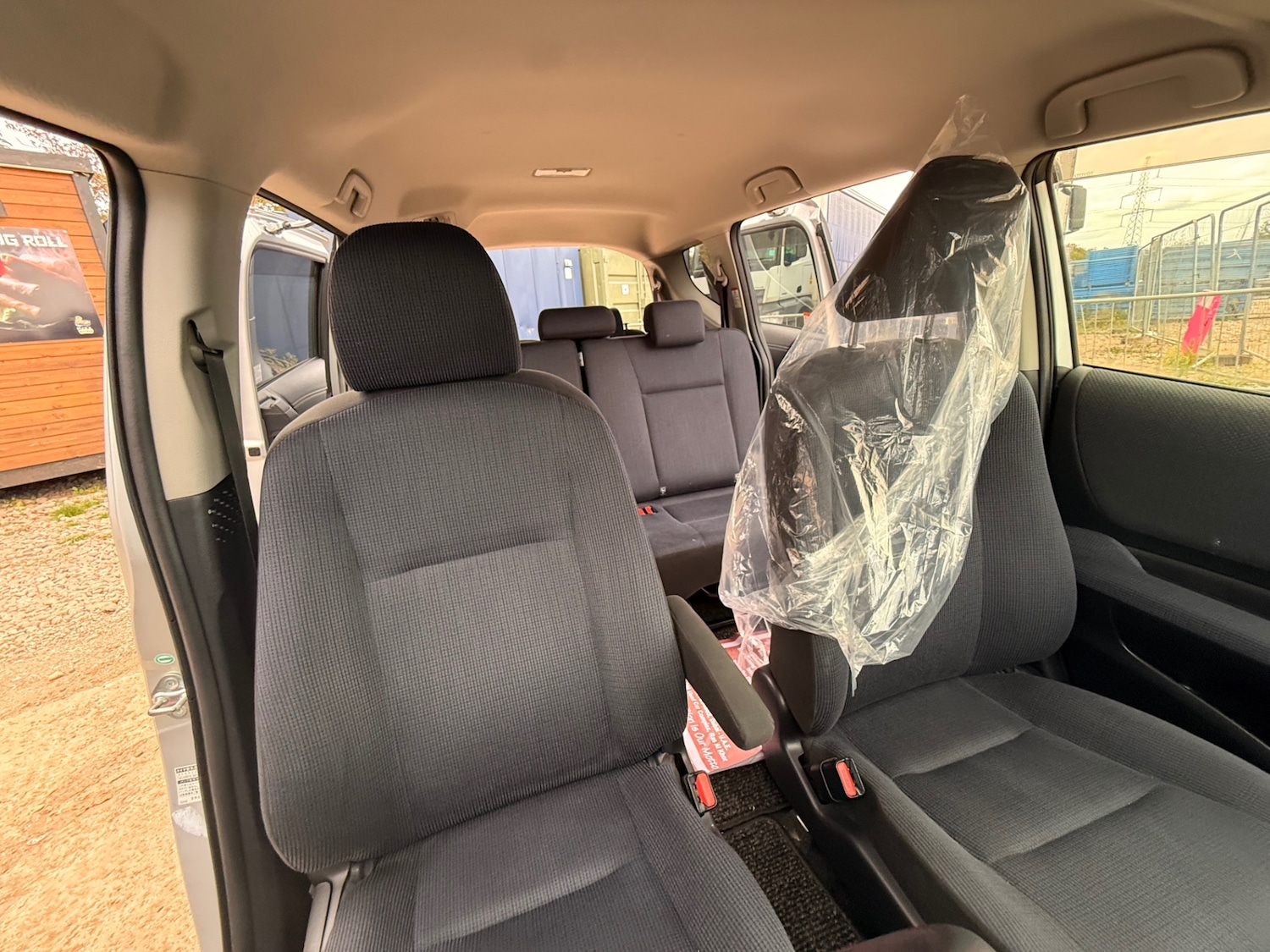 Used Toyota Sienta 2015 for sale - 76195871: Photo 43