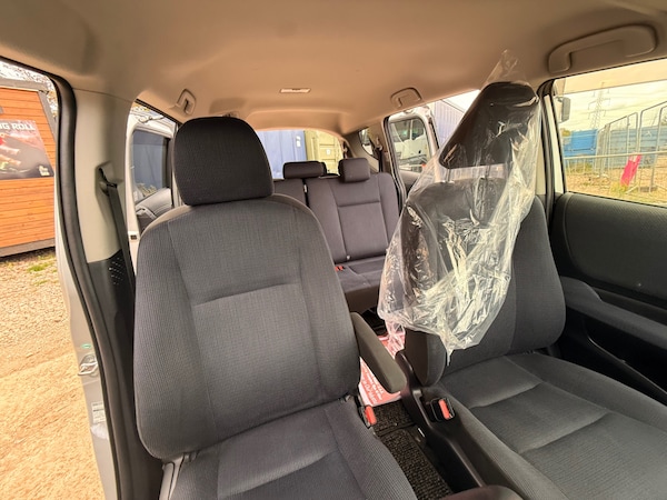 Used Toyota Sienta 2025 for sale - 76195871: Photo 43