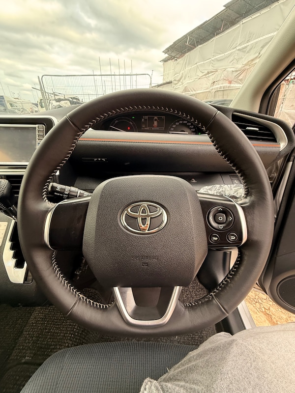 Used Toyota Sienta 2025 for sale - 76195871: Photo 44