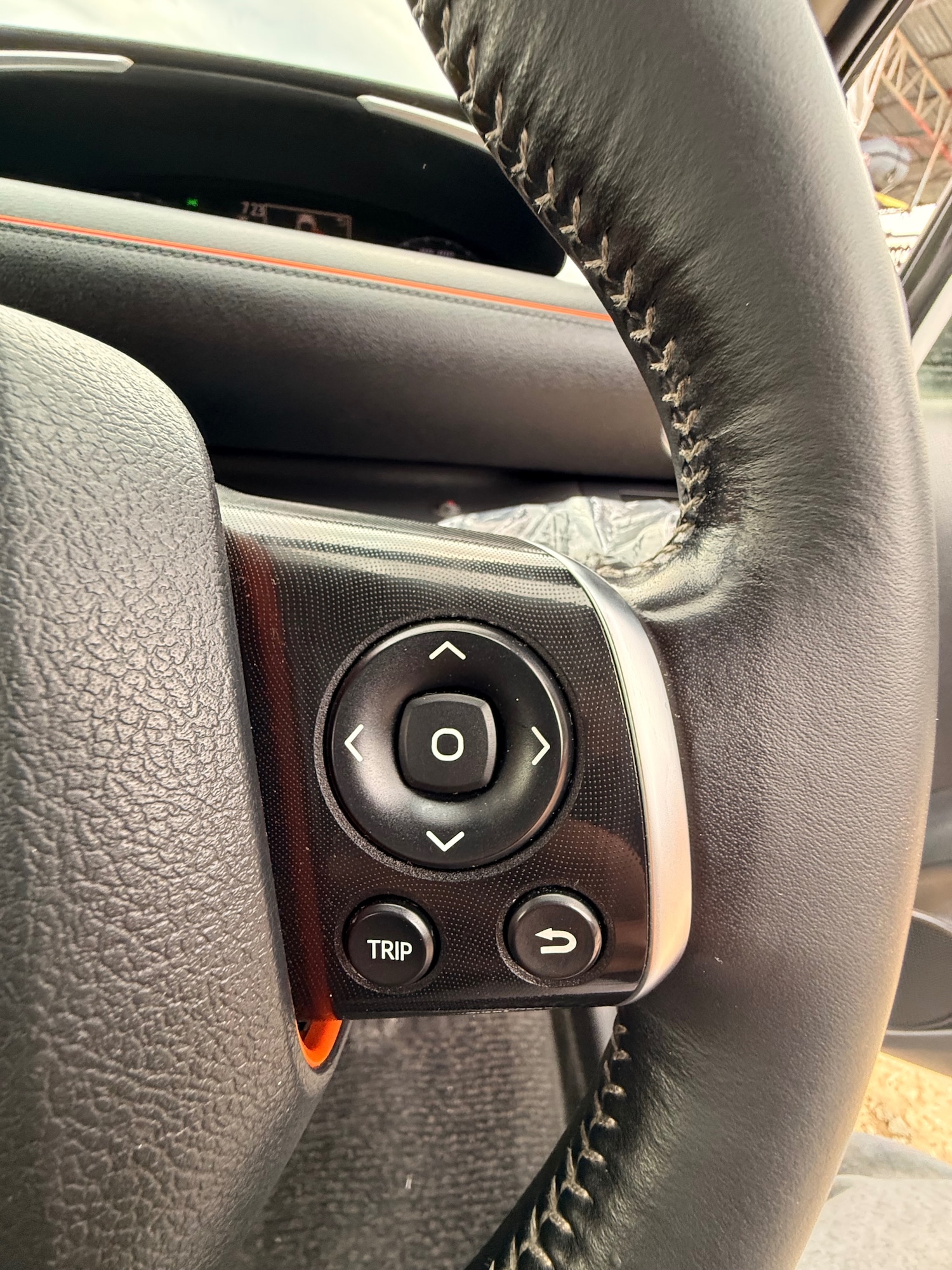 Used Toyota Sienta 2015 for sale - 76195871: Photo 45