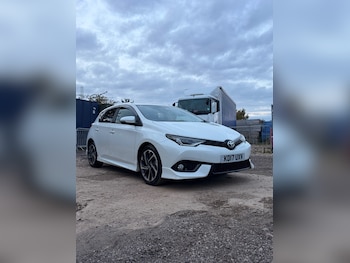 Used Toyota Auris 2017 for sale - 76374805: Photo