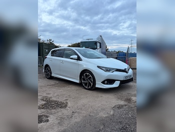 Used Toyota Auris 2017 for sale - 76374805: Photo