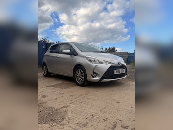 Used Toyota Vitz 2019 for sale - 76195865: Photo