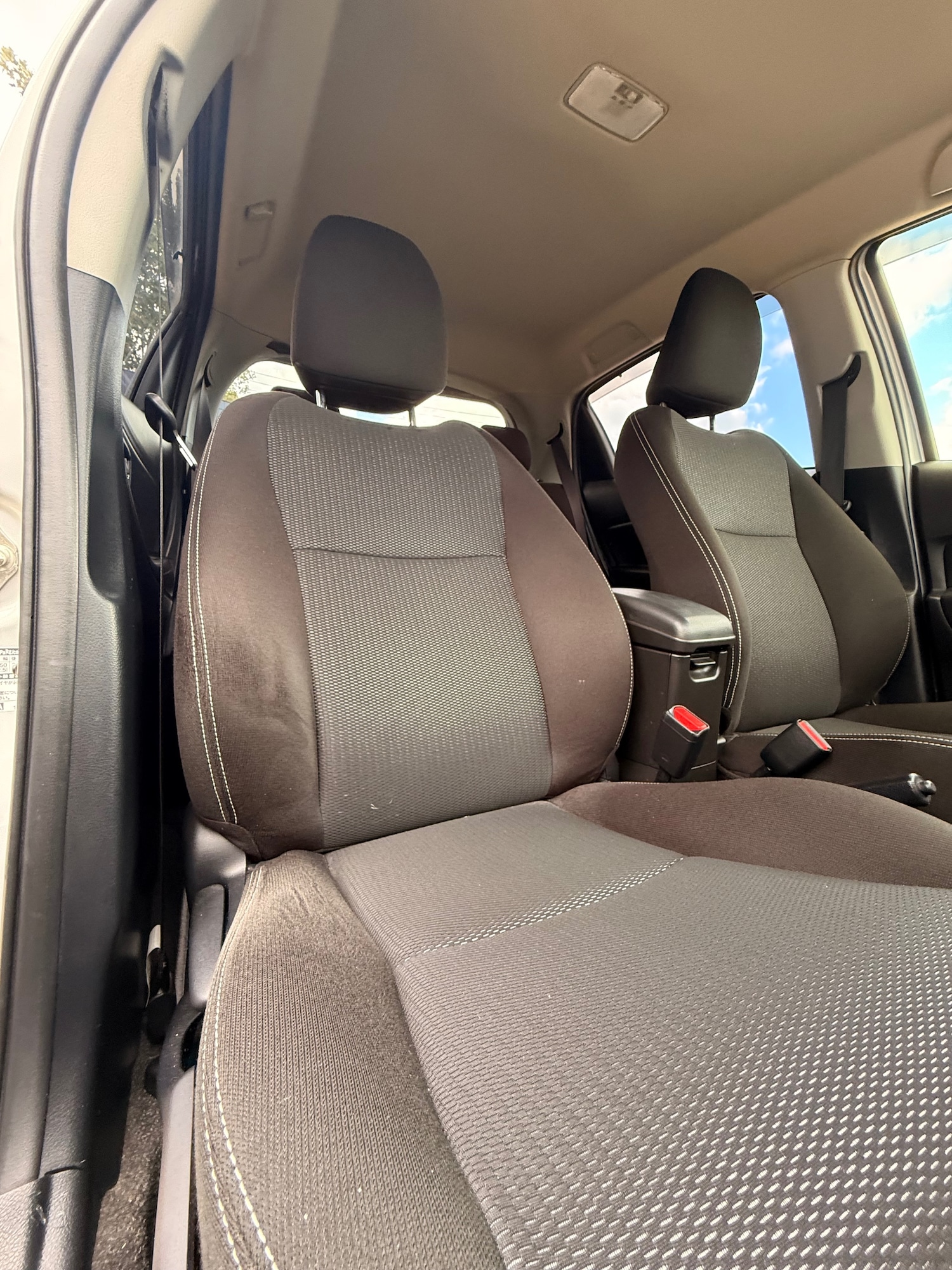 Used Toyota Vitz 2025 for sale - 76195865: Photo 40