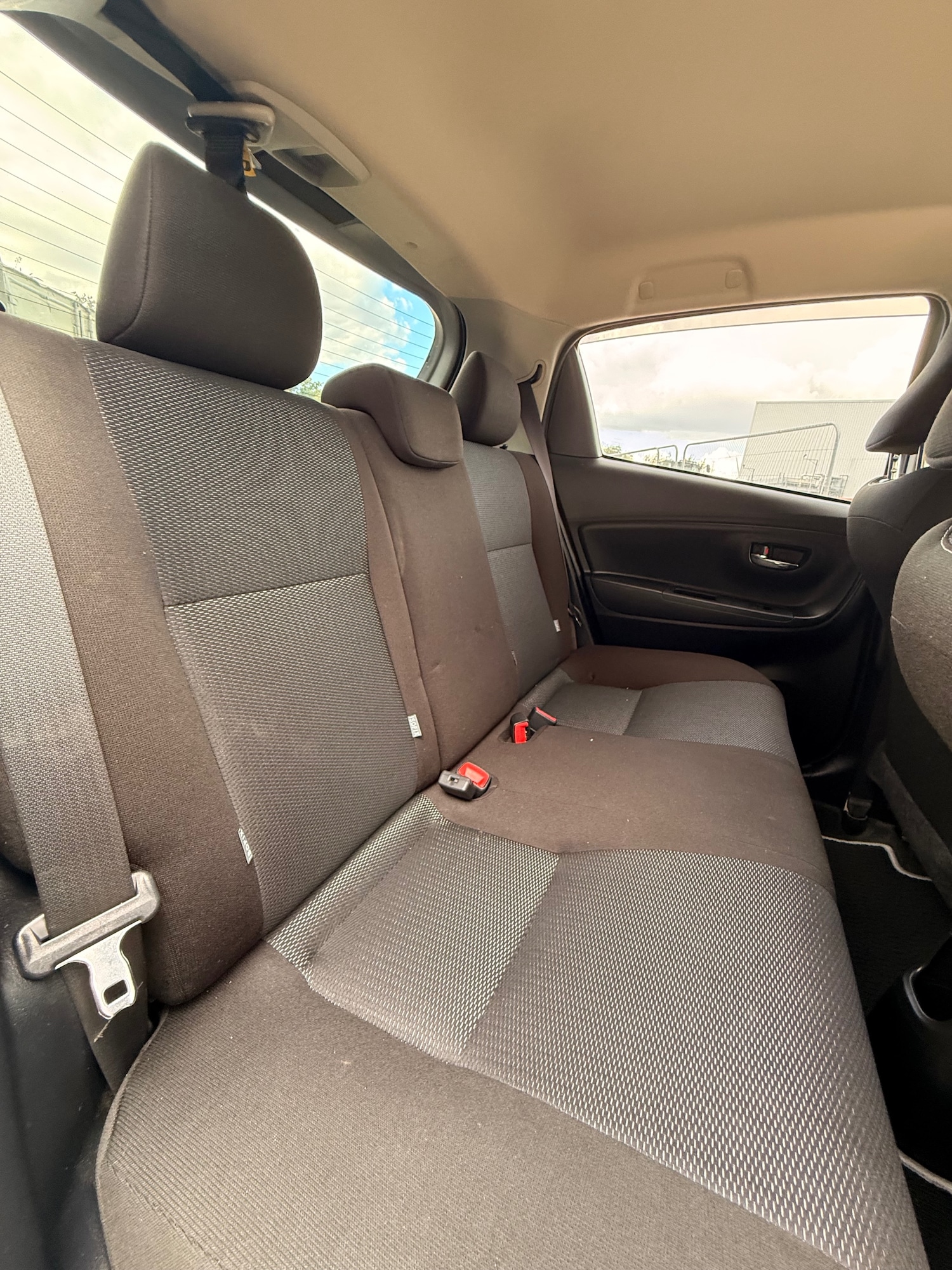 Used Toyota Vitz 2025 for sale - 76195865: Photo 45