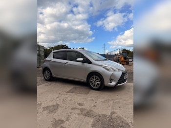 Used Toyota Vitz 2019 for sale - 76195865: Photo