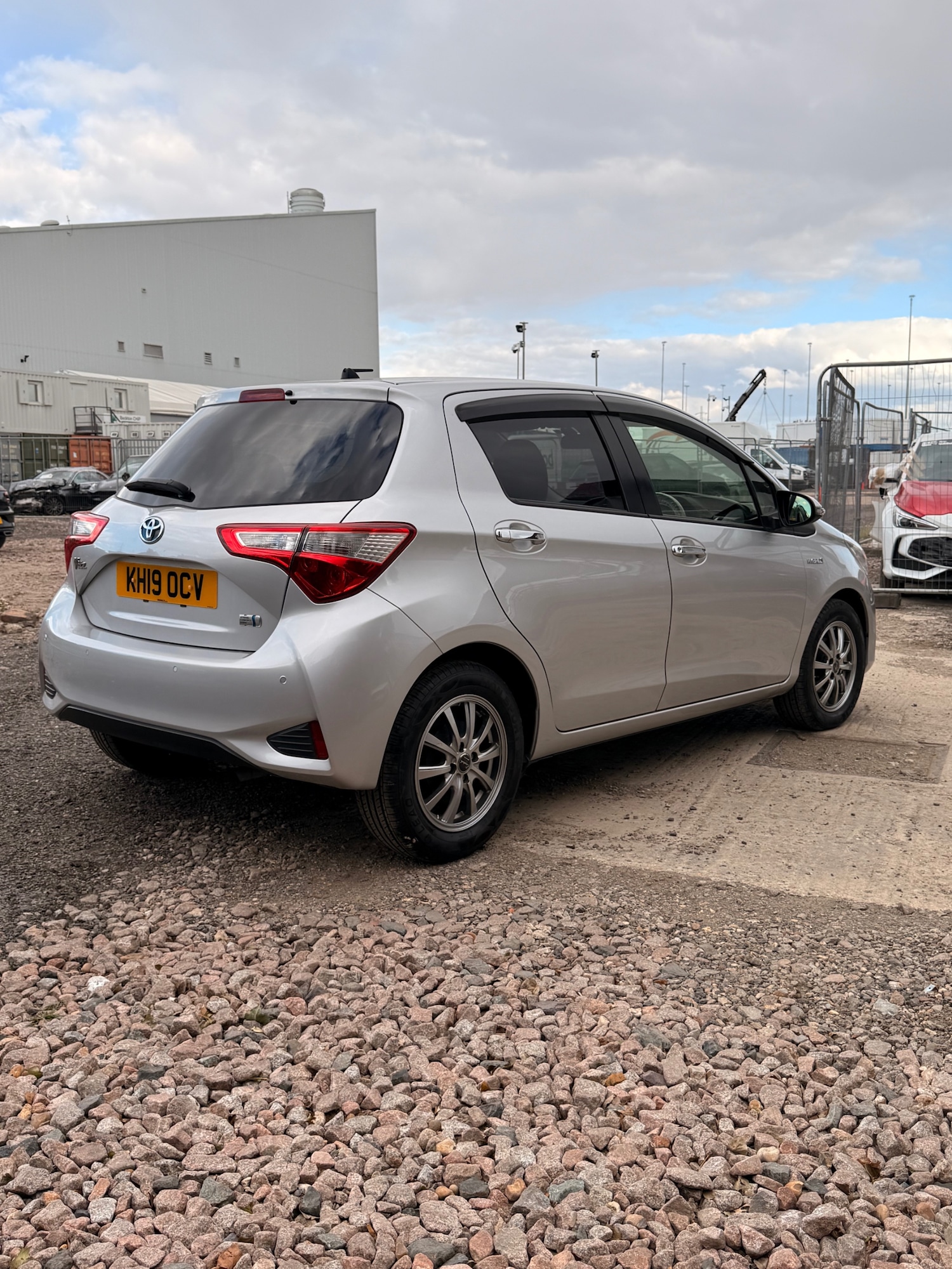 Used Toyota Vitz 2025 for sale - 76195865: Photo 7