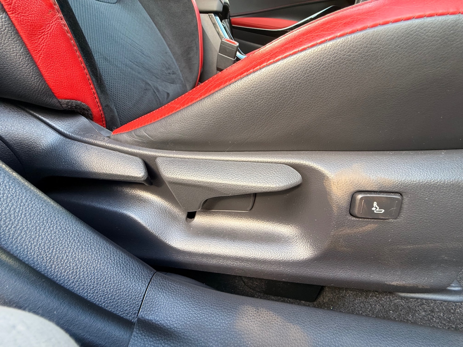 Used Toyota Corolla 2019 for sale - 76195879: Photo 47