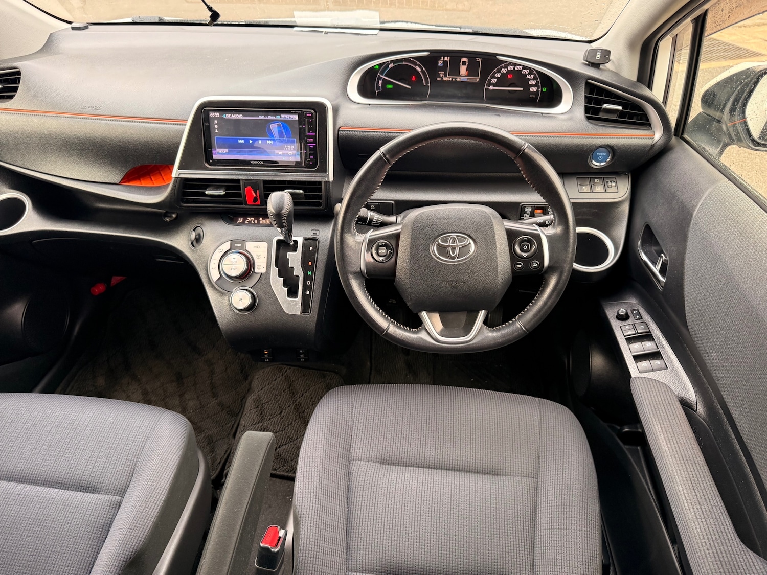 Used Toyota Sienta 2016 for sale - 77569816: Photo 37